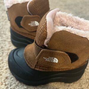 North face snow boots